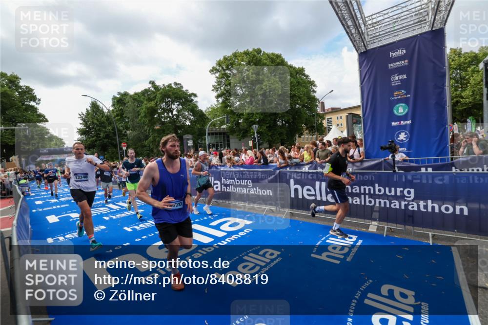 29.06.2025 - hella hamburg halbmarathon Zöllner http://msf.ph/oto/8408819 29.06.2025 10:43:30 Ziel 2653, 3928, 5124, 5436, 5506, 7635, 8664, 9931, 10237, 10246, 11648, 13348, 16338, 16720, 17391, 18513, 18810, 18942, 18987, 19009, 19051 meine-sportfotos.de