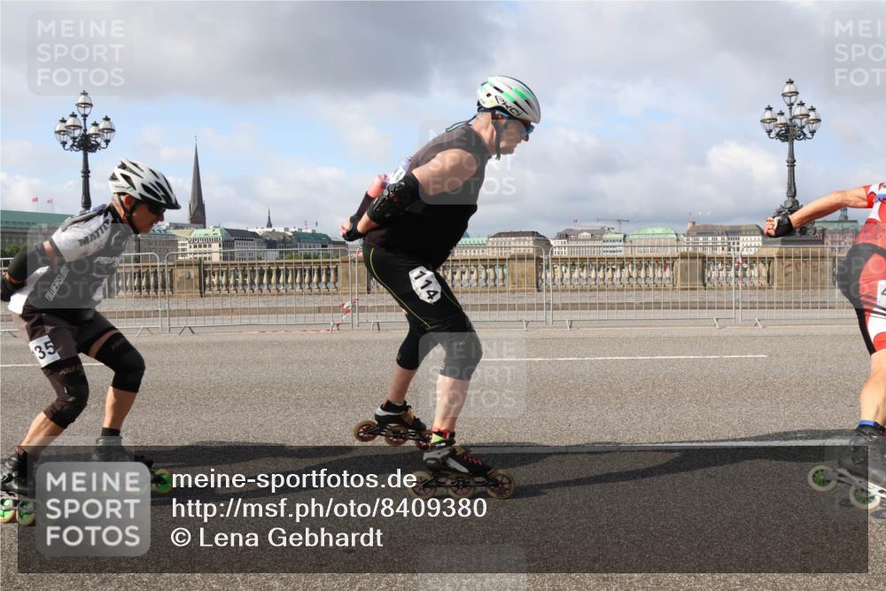 29.06.2025 - hella hamburg halbmarathon Lena Gebhardt http://msf.ph/oto/8409380 29.06.2025 08:55:07 Lombardsbrücke 35, 114 meine-sportfotos.de
