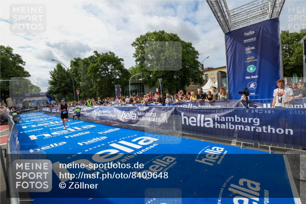 29.06.2025 - hella hamburg halbmarathon Zöllner http://msf.ph/oto/8409648 29.06.2025 10:19:42 Ziel 19108 meine-sportfotos.de