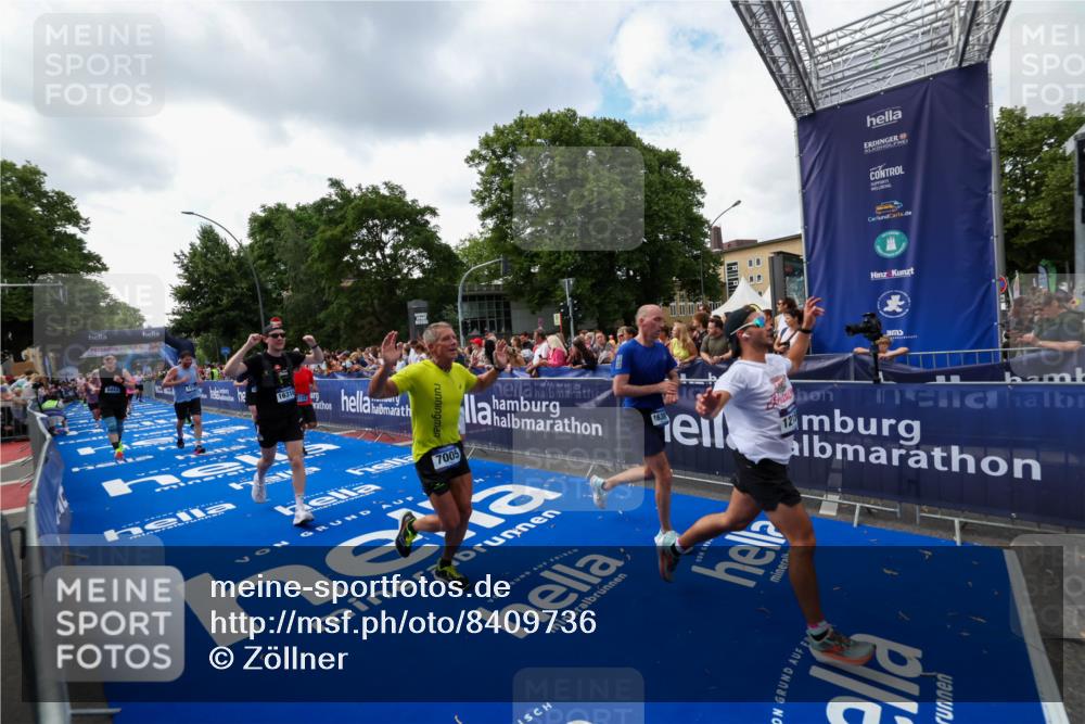 29.06.2025 - hella hamburg halbmarathon Zöllner http://msf.ph/oto/8409736 29.06.2025 10:44:21 Ziel 1220, 1413, 1415, 1902, 5275, 5884, 7005, 7191, 8722, 9444, 12159, 12528, 14687, 15225, 16301, 16316, 16547, 16893, 18691 meine-sportfotos.de