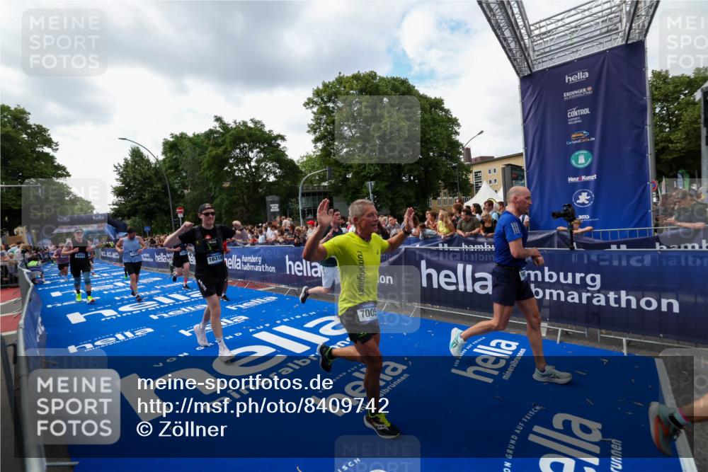 29.06.2025 - hella hamburg halbmarathon Zöllner http://msf.ph/oto/8409742 29.06.2025 10:44:21 Ziel 1220, 1413, 1415, 1902, 5275, 5884, 7005, 7191, 8722, 9444, 12159, 12528, 14687, 15225, 16301, 16316, 16547, 16893, 18691 meine-sportfotos.de