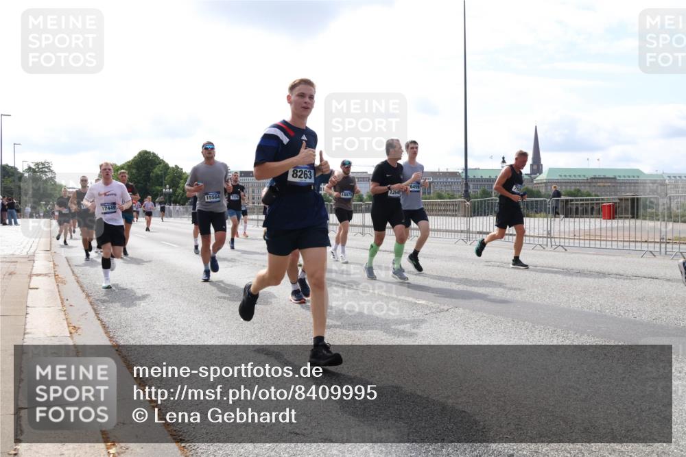 29.06.2025 - hella hamburg halbmarathon Lena Gebhardt http://msf.ph/oto/8409995 29.06.2025 10:16:59 Lombardsbrücke 17449, 15564, 7376, 8263, 6459, 18875, 1264, 1083, 1117, 1137, 1240, 1298, 1331, 1348, 1356, 1403, 1553, 1602, 1825, 2225, 2347, 2908, 2912, 3088, 3176, 3210, 3450, 3464, 3466, 3622, 3687, 4478, 5023, 5036, 5037, 5390, 5929, 5930, 5995, 6126, 6128, 6328, 6488, 6522, 6742, 6941, 6948, 7114, 7115, 7158, 7257, 7345, 7358, 7360, 7376, 7924, 7928, 8253, 8263, 8317, 8513, 8558, 8619, 8707, 8857, 8983, 9091, 9152, 9208, 9259, 9332, 9492, 9664, 9676, 10076, 10232 meine-sportfotos.de