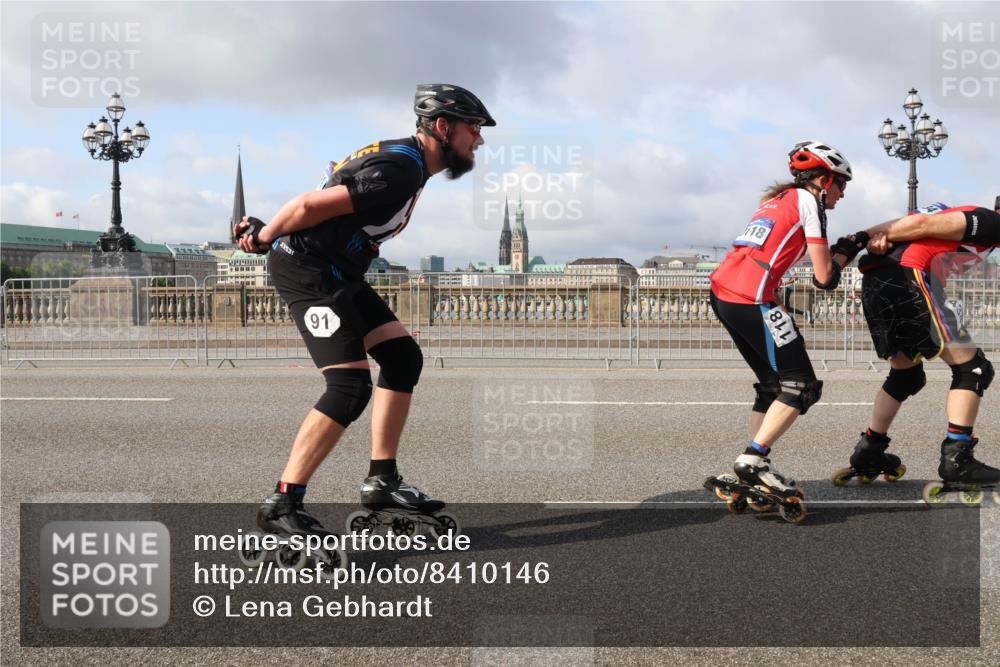 29.06.2025 - hella hamburg halbmarathon Lena Gebhardt http://msf.ph/oto/8410146 29.06.2025 08:55:09 Lombardsbrücke 91, 18, 118 meine-sportfotos.de