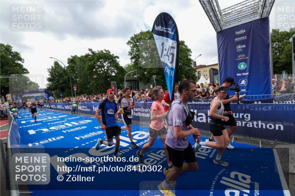 29.06.2025 - hella hamburg halbmarathon Zöllner http://msf.ph/oto/8410302 29.06.2025 10:44:45 Ziel 1782, 2970, 4270, 4991, 6490, 10669, 14816, 15185, 15233, 16224, 17251, 18107, 18437, 18464, 18560, 18868, 19206 meine-sportfotos.de