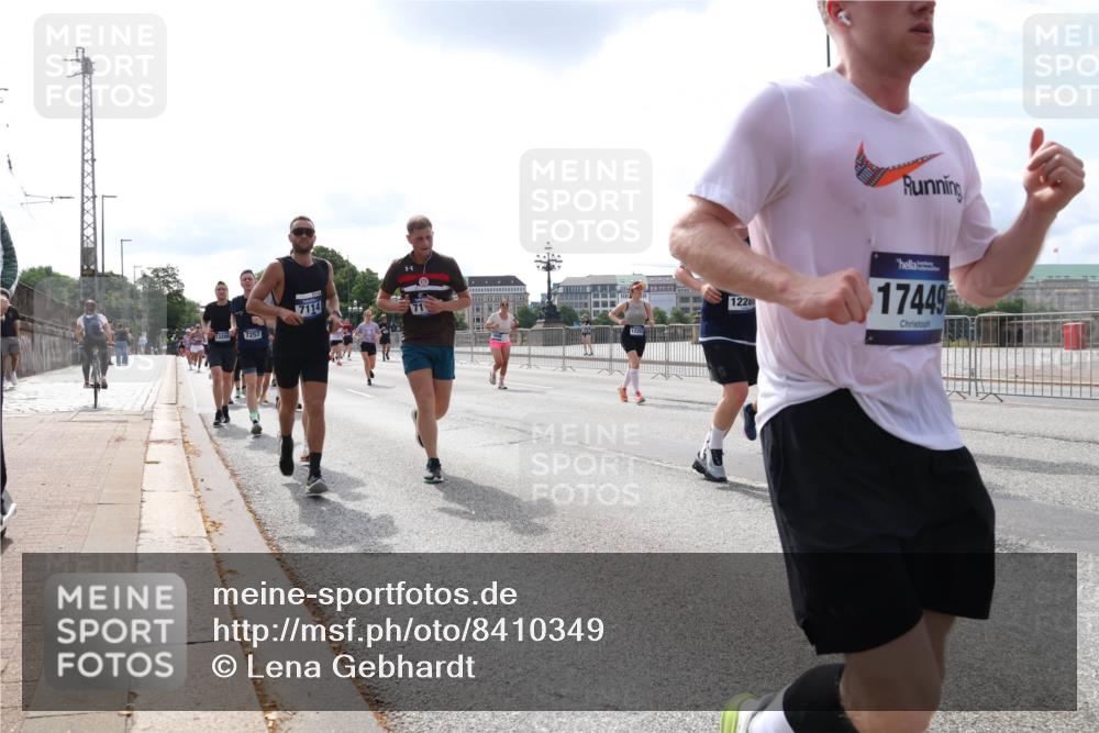 29.06.2025 - hella hamburg halbmarathon Lena Gebhardt http://msf.ph/oto/8410349 29.06.2025 10:17:02 Lombardsbrücke 13206, 7257, 7114, 7114, 12289, 17449, 1083, 1117, 1137, 1240, 1298, 1331, 1348, 1356, 1403, 1553, 1602, 1825, 2225, 2347, 2908, 2912, 3088, 3176, 3210, 3450, 3464, 3466, 3622, 5023, 5036, 5037, 5390, 5929, 5930, 5995, 6126, 6128, 6328, 6488, 6522, 6742, 6941, 6948, 7114, 7115, 7257, 7345, 7360, 7376, 7647, 7924, 7928, 7945, 8253, 8263, 8317, 8513, 8558, 8619, 8857, 8983, 9091, 9152, 9208, 9259, 9332, 9492, 9664, 9676, 10076, 10232 meine-sportfotos.de