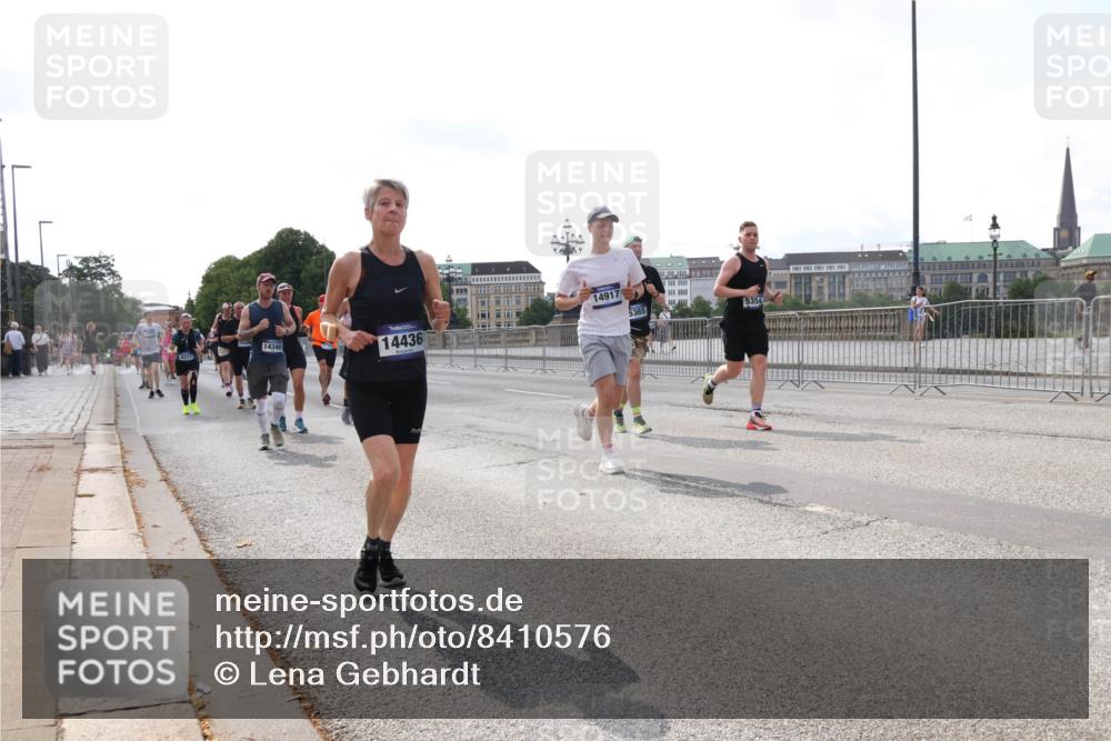 29.06.2025 - hella hamburg halbmarathon Lena Gebhardt http://msf.ph/oto/8410576 29.06.2025 10:04:25 Lombardsbrücke 14340, 14436, 14917, 5365, 5354, 1032, 1213, 1347, 1377, 1674, 2011, 2852, 2979, 3488, 3994, 4146, 4293, 4488, 4587, 5058, 5354, 5365, 5869, 5976, 6142, 6311, 6706, 6709, 7017, 8177, 8217, 8421, 8422, 8423, 9489, 9526, 10213, 10709, 10756, 10834, 10962, 11511, 11582, 12004, 12005, 12653, 12924, 12998, 13173, 13583, 13625, 14340, 14436, 14917, 15525, 15678, 16099, 16128, 16145, 16753, 16989, 17071, 17113, 17434, 17437 meine-sportfotos.de