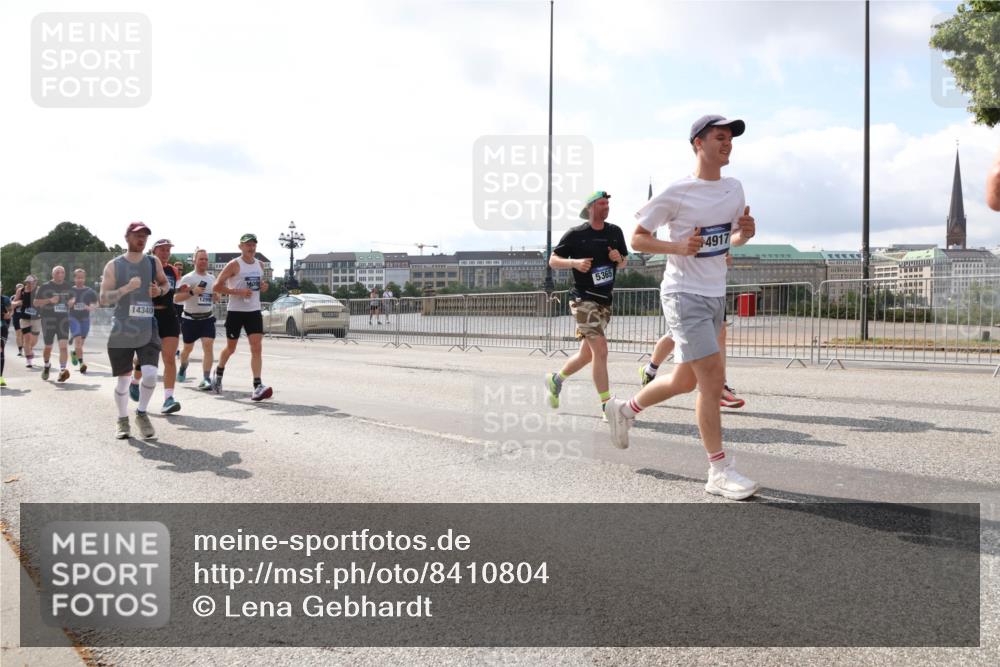 29.06.2025 - hella hamburg halbmarathon Lena Gebhardt http://msf.ph/oto/8410804 29.06.2025 10:04:27 Lombardsbrücke 169, 14340, 1299, 5365, 4917, 1213, 1347, 1377, 1674, 2011, 2852, 2979, 3488, 3994, 4146, 4293, 4488, 4587, 5058, 5354, 5365, 5869, 5976, 6142, 6311, 6706, 6709, 7017, 8177, 8217, 8421, 8422, 8423, 9489, 9526, 10100, 10213, 10709, 10756, 10834, 10962, 11511, 11582, 12004, 12005, 12924, 12998, 13173, 13533, 13583, 13625, 14340, 14436, 14917, 15525, 15532, 15678, 16099, 16128, 16145, 16753, 16989, 16995, 17071, 17113, 17434, 17437 meine-sportfotos.de