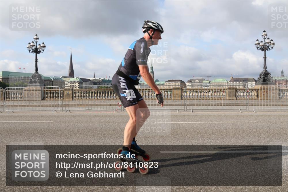 29.06.2025 - hella hamburg halbmarathon Lena Gebhardt http://msf.ph/oto/8410823 29.06.2025 08:55:17 Lombardsbrücke  meine-sportfotos.de