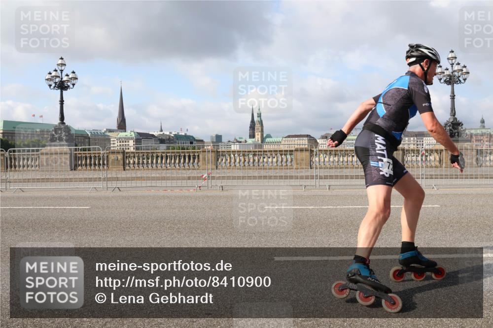 29.06.2025 - hella hamburg halbmarathon Lena Gebhardt http://msf.ph/oto/8410900 29.06.2025 08:55:17 Lombardsbrücke  meine-sportfotos.de