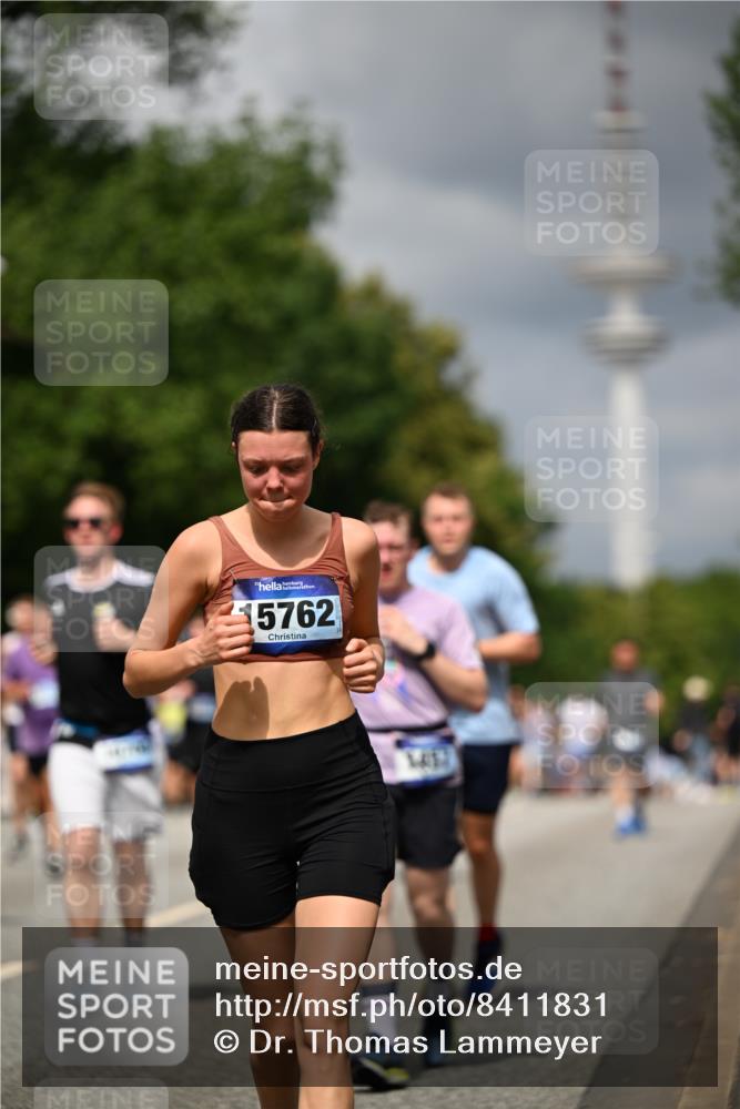 29.06.2025 - hella hamburg halbmarathon Dr. Thomas Lammeyer http://msf.ph/oto/8411831 29.06.2025 10:43:02 Kennedybrücke 1457, 1721, 1856, 2113, 2151, 2486, 2693, 2786, 3094, 3095, 3216, 3242, 3323, 3726, 3841, 3927, 4139, 4155, 4259, 4260, 5085, 5089, 5155, 5161, 5300, 5617, 5684, 6199, 6200, 6751, 7117, 7165, 7561, 7589, 7692, 7849, 7914, 8583, 8635, 8747, 9004, 9689, 11059 meine-sportfotos.de