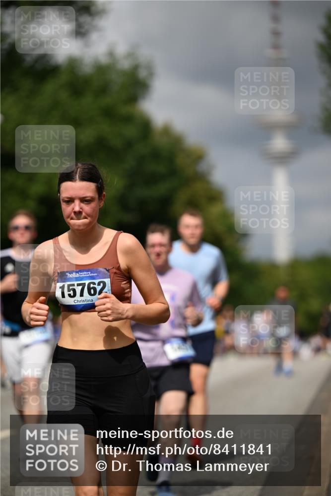 29.06.2025 - hella hamburg halbmarathon Dr. Thomas Lammeyer http://msf.ph/oto/8411841 29.06.2025 10:43:02 Kennedybrücke 1457, 1721, 1856, 2113, 2151, 2486, 2693, 2786, 3094, 3095, 3216, 3242, 3323, 3726, 3841, 3927, 4139, 4155, 4259, 4260, 5085, 5089, 5155, 5161, 5300, 5617, 5684, 6199, 6200, 6751, 7117, 7165, 7561, 7589, 7692, 7849, 7914, 8583, 8635, 8747, 9004, 9689, 11059 meine-sportfotos.de