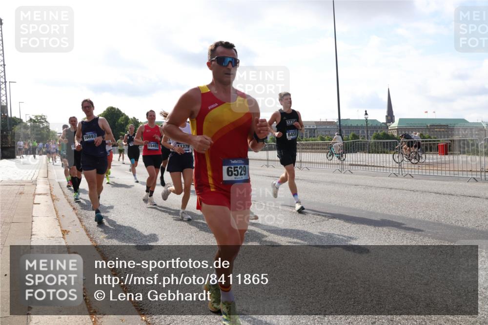 29.06.2025 - hella hamburg halbmarathon Lena Gebhardt http://msf.ph/oto/8411865 29.06.2025 09:50:25 Lombardsbrücke 16697, 15493, 11379, 6529, 6458, 1209, 1358, 1615, 1675, 1688, 1697, 1700, 1800, 1803, 1882, 2415, 2568, 2675, 2719, 2826, 3332, 3530, 4205, 4229, 4380, 4398, 4823, 5248, 5409, 5436, 5472, 5508, 5745, 5791, 5803, 6123, 6458, 6529, 6649, 6682, 6704, 7026, 7495, 7774, 8450, 8629, 8925, 8958, 9017, 9116, 9294, 9302, 9365, 9711, 9979, 10064, 10218, 10783, 10894, 10922, 11281, 11379, 11767, 12292, 12327, 12540, 12554, 12895, 13457, 13725, 14560 meine-sportfotos.de