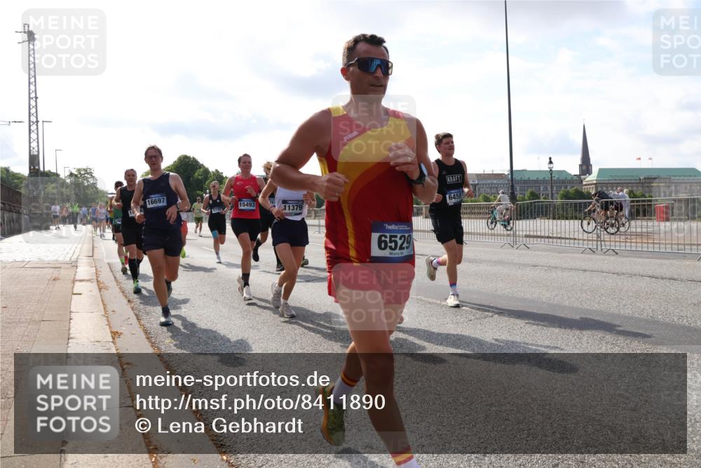 29.06.2025 - hella hamburg halbmarathon Lena Gebhardt http://msf.ph/oto/8411890 29.06.2025 09:50:26 Lombardsbrücke 16697, 5745, 15493, 11379, 6529, 6458, 1209, 1358, 1615, 1675, 1688, 1697, 1700, 1803, 1882, 2415, 2568, 2675, 2719, 2826, 3332, 3530, 3626, 4205, 4229, 4380, 4398, 4823, 5248, 5409, 5436, 5472, 5508, 5745, 5791, 5803, 6123, 6458, 6529, 6649, 6682, 6704, 7026, 7495, 7774, 8450, 8629, 8958, 9017, 9116, 9294, 9302, 9365, 9711, 9979, 10064, 10218, 10783, 10894, 10922, 11281, 11305, 11379, 11767, 12292, 12327, 12540, 12554, 12895, 13725, 14560 meine-sportfotos.de