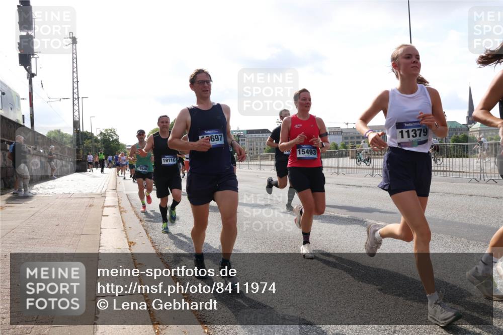 29.06.2025 - hella hamburg halbmarathon Lena Gebhardt http://msf.ph/oto/8411974 29.06.2025 09:50:26 Lombardsbrücke 16820, 19116, 697, 0, 15493, 11379, 1209, 1358, 1615, 1675, 1688, 1697, 1700, 1803, 1882, 2415, 2568, 2675, 2719, 2826, 3332, 3530, 3626, 4205, 4229, 4380, 4398, 4823, 5248, 5409, 5436, 5472, 5508, 5745, 5791, 5803, 6123, 6458, 6529, 6649, 6682, 6704, 7026, 7495, 7774, 8450, 8629, 8958, 9017, 9116, 9294, 9302, 9365, 9711, 9979, 10064, 10218, 10783, 10894, 10922, 11281, 11305, 11379, 11767, 12292, 12327, 12540, 12554, 12895, 13725, 14560 meine-sportfotos.de