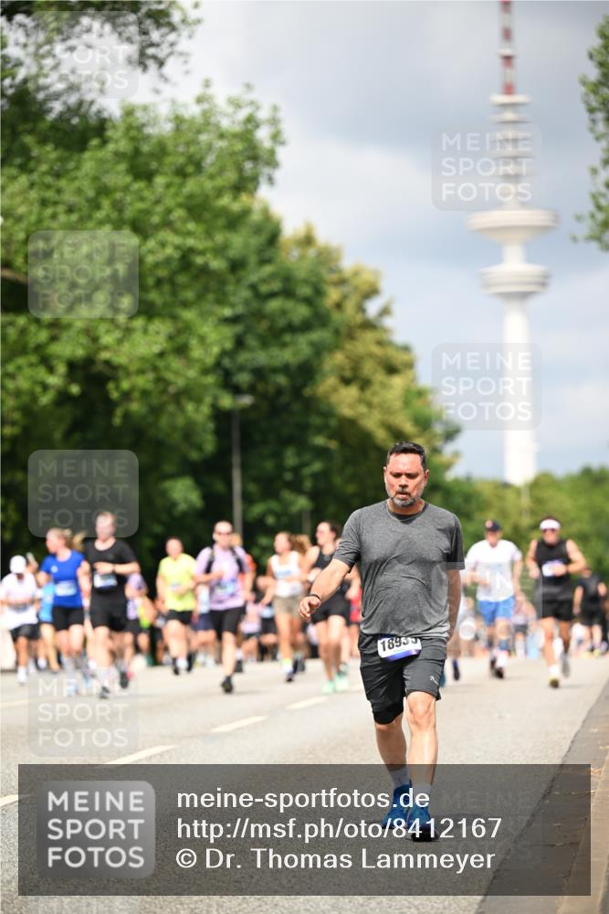 29.06.2025 - hella hamburg halbmarathon Dr. Thomas Lammeyer http://msf.ph/oto/8412167 29.06.2025 10:43:14 Kennedybrücke 1451, 1457, 1721, 1856, 1883, 2092, 2486, 2524, 2534, 2660, 2693, 2786, 3216, 3307, 3726, 4028, 4139, 4155, 4259, 4260, 4410, 4603, 4964, 5089, 5155, 5617, 5684, 5735, 7341, 7350, 7561, 7589, 7815, 8635, 8747, 9004, 10604, 10696, 11059, 11129 meine-sportfotos.de