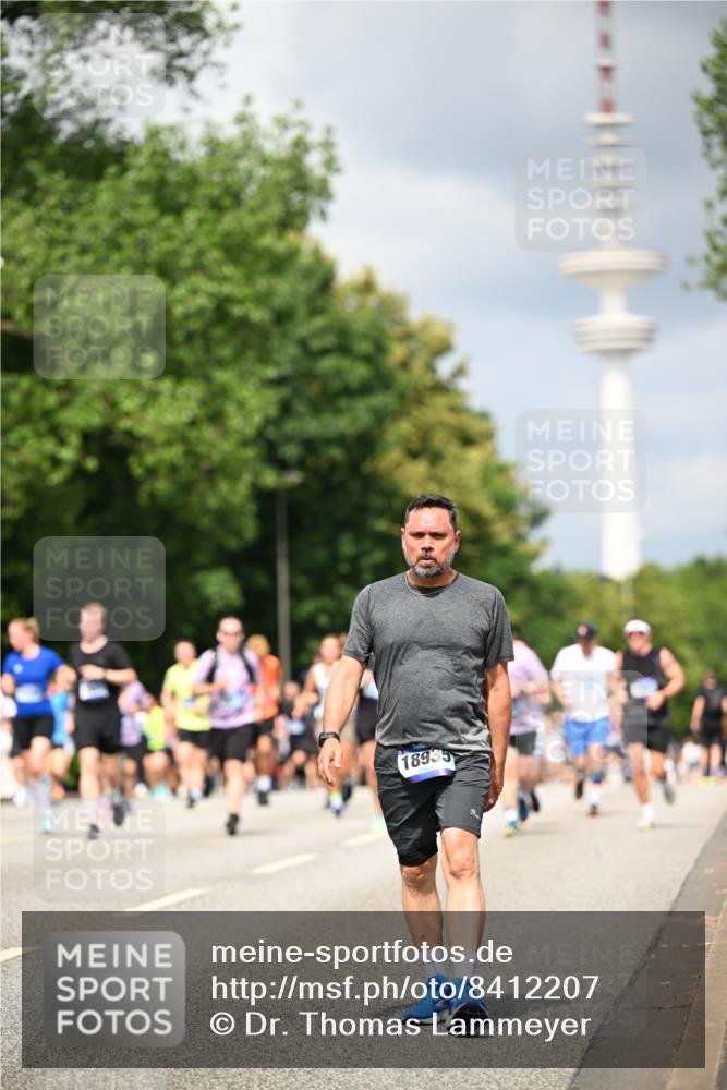 29.06.2025 - hella hamburg halbmarathon Dr. Thomas Lammeyer http://msf.ph/oto/8412207 29.06.2025 10:43:15 Kennedybrücke 1451, 1457, 1721, 1856, 1883, 2092, 2486, 2524, 2534, 2660, 2693, 2786, 3216, 3307, 3726, 4028, 4139, 4155, 4259, 4260, 4410, 4603, 4964, 5155, 5617, 5684, 5735, 6112, 7341, 7350, 7561, 7589, 7815, 9004, 10604, 10696, 11059, 11129 meine-sportfotos.de