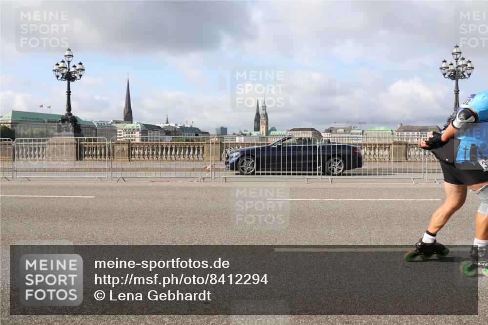 29.06.2025 - hella hamburg halbmarathon Lena Gebhardt http://msf.ph/oto/8412294 29.06.2025 08:55:33 Lombardsbrücke  meine-sportfotos.de