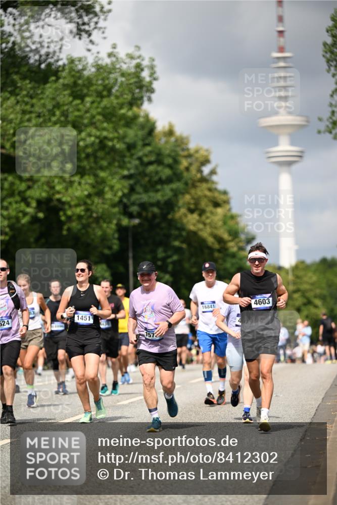 29.06.2025 - hella hamburg halbmarathon Dr. Thomas Lammeyer http://msf.ph/oto/8412302 29.06.2025 10:43:20 Kennedybrücke 1451, 1856, 1883, 2092, 2498, 2524, 2534, 2660, 3216, 3307, 3726, 4028, 4410, 4603, 4964, 5617, 5684, 5735, 6112, 7341, 7350, 7589, 7815, 10315, 10604, 10696, 11059, 11129, 11313 meine-sportfotos.de