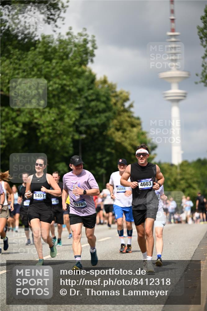 29.06.2025 - hella hamburg halbmarathon Dr. Thomas Lammeyer http://msf.ph/oto/8412318 29.06.2025 10:43:21 Kennedybrücke 1451, 1856, 1883, 2092, 2498, 2524, 2534, 2660, 3216, 3307, 3726, 4028, 4410, 4603, 4964, 5617, 5684, 5735, 6112, 7341, 7350, 7589, 7815, 10315, 10604, 10696, 11059, 11129, 11313 meine-sportfotos.de