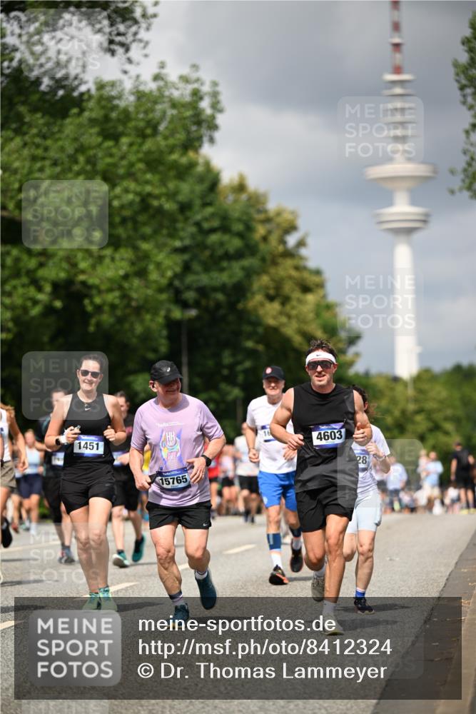 29.06.2025 - hella hamburg halbmarathon Dr. Thomas Lammeyer http://msf.ph/oto/8412324 29.06.2025 10:43:21 Kennedybrücke 1451, 1856, 1883, 2092, 2498, 2524, 2534, 2660, 3216, 3307, 3726, 4028, 4410, 4603, 4964, 5617, 5684, 5735, 6112, 7341, 7350, 7589, 7815, 10315, 10604, 10696, 11059, 11129, 11313 meine-sportfotos.de