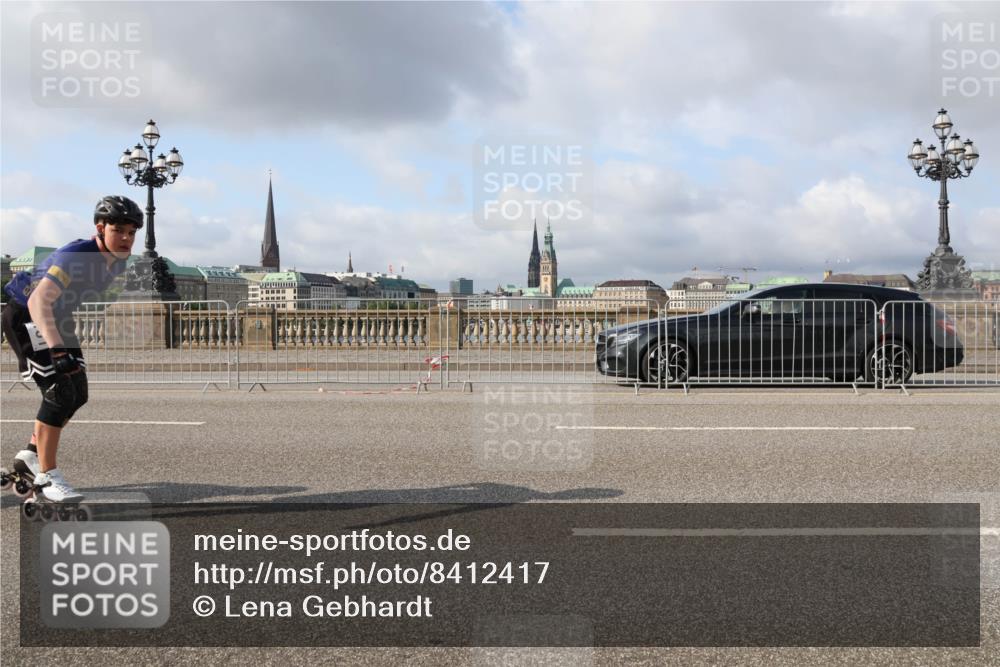 29.06.2025 - hella hamburg halbmarathon Lena Gebhardt http://msf.ph/oto/8412417 29.06.2025 08:55:36 Lombardsbrücke  meine-sportfotos.de