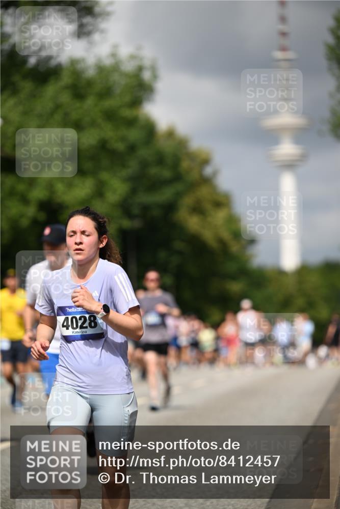29.06.2025 - hella hamburg halbmarathon Dr. Thomas Lammeyer http://msf.ph/oto/8412457 29.06.2025 10:43:25 Kennedybrücke 1451, 1856, 1883, 2092, 2498, 2524, 2534, 2660, 3307, 3726, 4028, 4410, 4603, 4964, 5617, 5684, 5735, 6112, 6342, 6343, 7263, 7341, 7350, 7589, 7684, 7815, 8783, 10315, 10604, 10696, 11059, 11129, 11313, 11381, 11382 meine-sportfotos.de