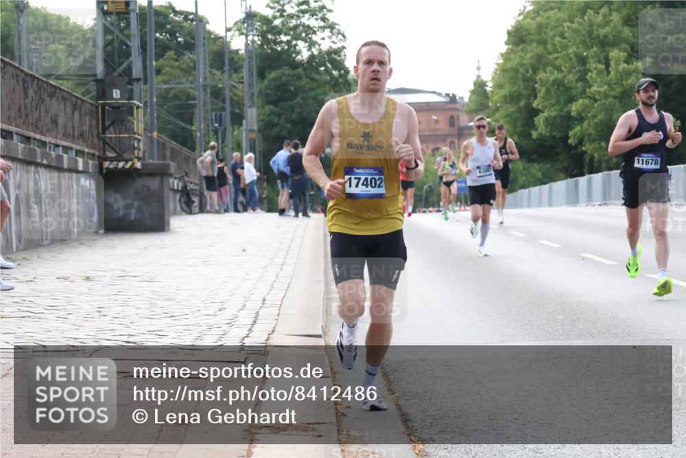 29.06.2025 - hella hamburg halbmarathon Lena Gebhardt http://msf.ph/oto/8412486 29.06.2025 09:39:39 Lombardsbrücke 17402, 6380, 11678, 51, 4524, 6380, 6699, 11342, 11678, 13016, 14188, 14932, 14933, 15166, 16548, 17402, 18694, 18848, 19072, 19108 meine-sportfotos.de