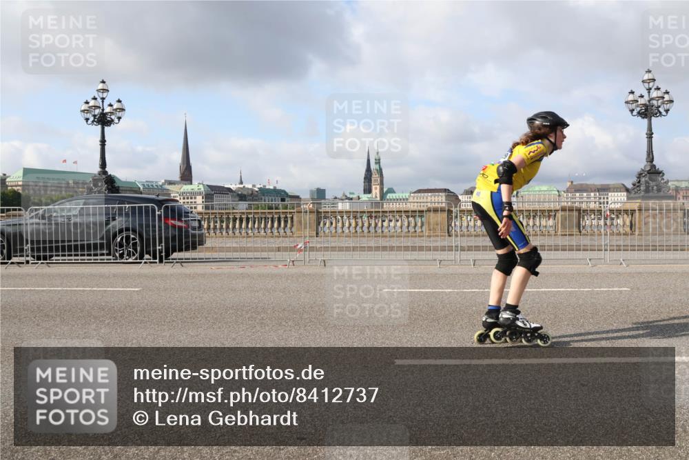29.06.2025 - hella hamburg halbmarathon Lena Gebhardt http://msf.ph/oto/8412737 29.06.2025 08:55:37 Lombardsbrücke  meine-sportfotos.de