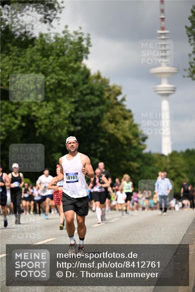 29.06.2025 - hella hamburg halbmarathon Dr. Thomas Lammeyer http://msf.ph/oto/8412761 29.06.2025 10:43:37 Kennedybrücke 1232, 1451, 1883, 2092, 2498, 2524, 2534, 2660, 2893, 4028, 4410, 6112, 6342, 6343, 6611, 7053, 7263, 7341, 7350, 7684, 7815, 8243, 8367, 8457, 8783, 9393, 9708, 10001, 10315, 10516, 10554, 10604, 10696, 11129, 11313, 11381, 11382 meine-sportfotos.de