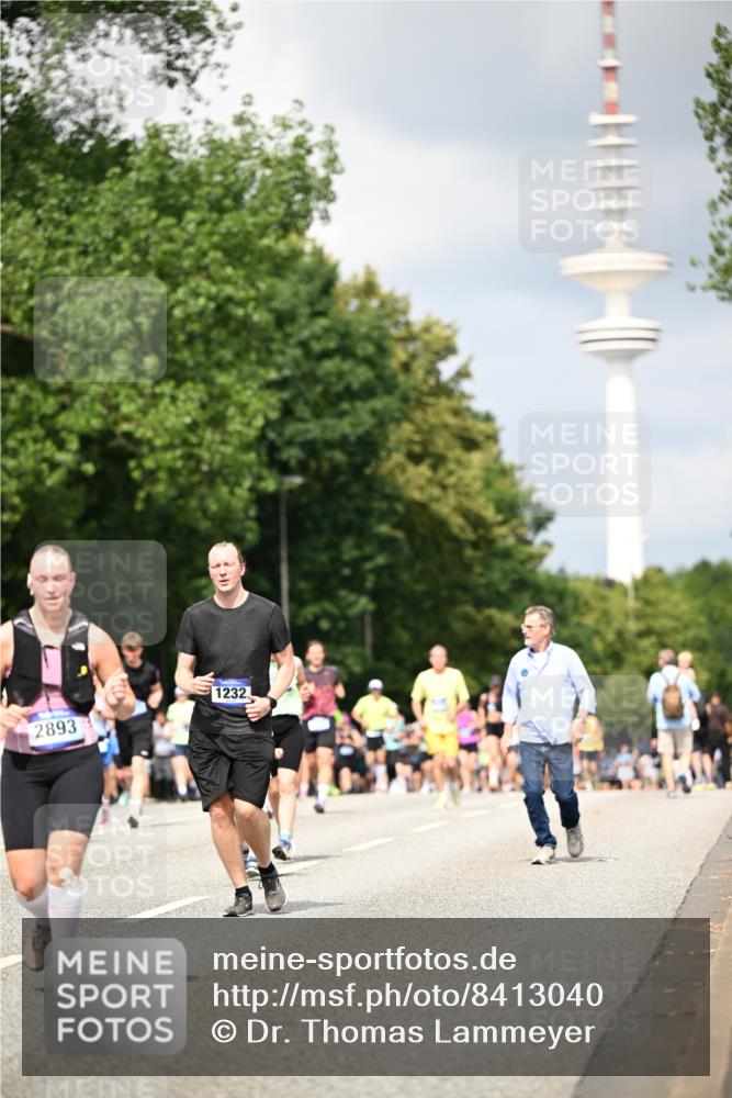 29.06.2025 - hella hamburg halbmarathon Dr. Thomas Lammeyer http://msf.ph/oto/8413040 29.06.2025 10:43:44 Kennedybrücke 1232, 2498, 2893, 3353, 4855, 6112, 6321, 6342, 6343, 6611, 7053, 7125, 7263, 7501, 7684, 7815, 8243, 8367, 8457, 8783, 9393, 9708, 10001, 10315, 10516, 10554, 10696, 10888, 10901, 11313, 11381, 11382 meine-sportfotos.de