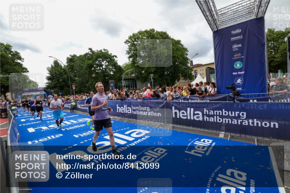 29.06.2025 - hella hamburg halbmarathon Zöllner http://msf.ph/oto/8413099 29.06.2025 10:47:24 Ziel 2274, 2864, 5024, 6134, 6168, 6203, 8693, 10423, 11077, 11491, 11518, 13672, 13782, 14722, 15611, 16089, 16286, 16819, 18856, 18974 meine-sportfotos.de