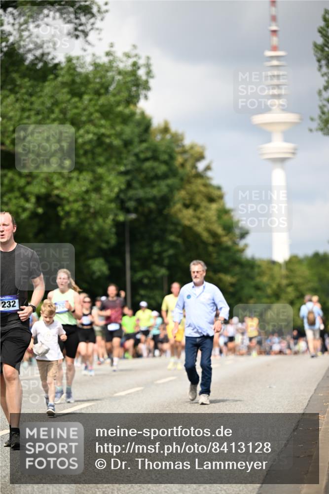 29.06.2025 - hella hamburg halbmarathon Dr. Thomas Lammeyer http://msf.ph/oto/8413128 29.06.2025 10:43:47 Kennedybrücke 1232, 2498, 2893, 3353, 3727, 4659, 4855, 6321, 6342, 6343, 6611, 7053, 7125, 7263, 7501, 7684, 8243, 8367, 8457, 8783, 9393, 9455, 9708, 10001, 10315, 10516, 10554, 10888, 10901, 11313, 11381, 11382 meine-sportfotos.de