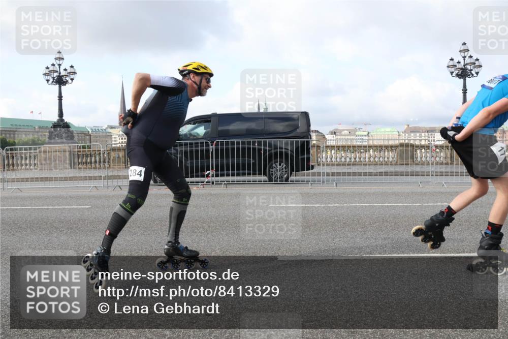 29.06.2025 - hella hamburg halbmarathon Lena Gebhardt http://msf.ph/oto/8413329 29.06.2025 08:55:44 Lombardsbrücke 284, 0003, 17 meine-sportfotos.de