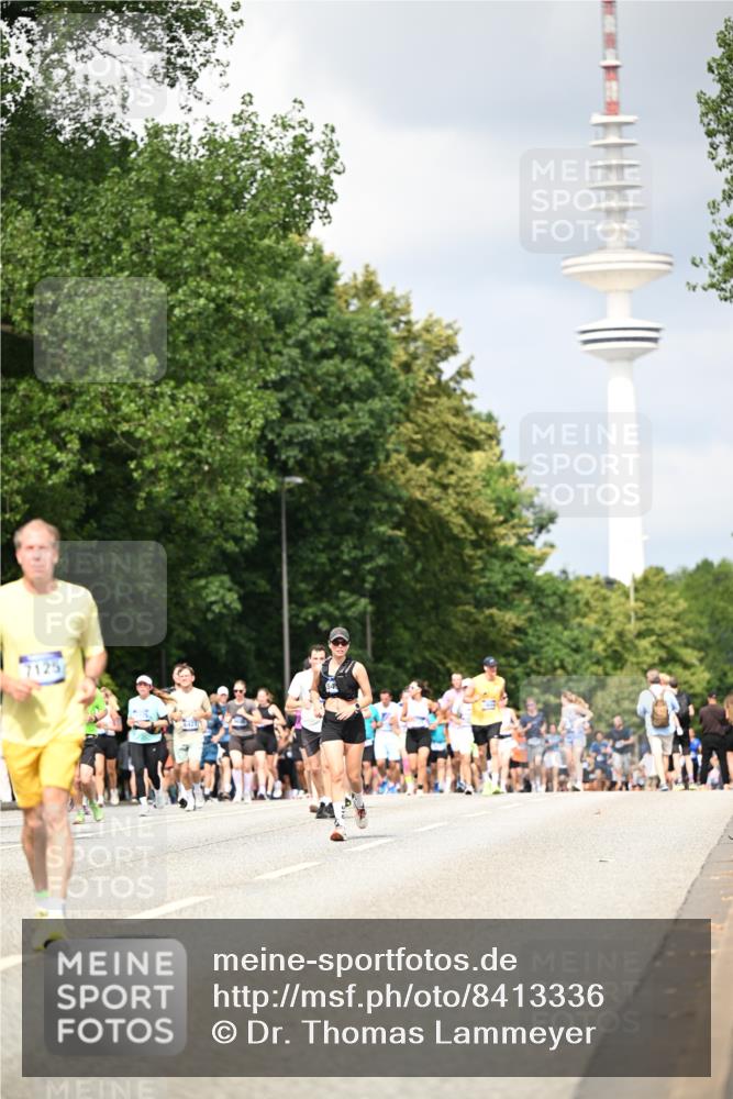 29.06.2025 - hella hamburg halbmarathon Dr. Thomas Lammeyer http://msf.ph/oto/8413336 29.06.2025 10:43:55 Kennedybrücke 1232, 1760, 2893, 3046, 3353, 3727, 4523, 4659, 4855, 6321, 6342, 6343, 6427, 6611, 6698, 6739, 7053, 7125, 7501, 8243, 8367, 8457, 9393, 9455, 9708, 9777, 10001, 10512, 10516, 10554, 10714, 10888, 10901 meine-sportfotos.de