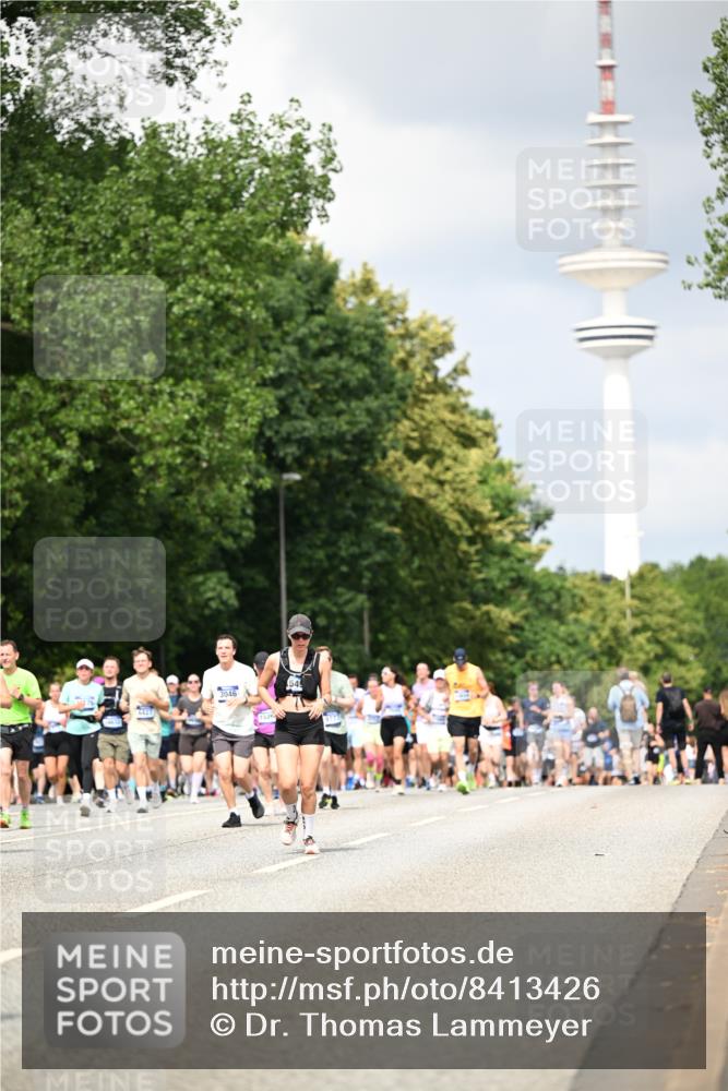 29.06.2025 - hella hamburg halbmarathon Dr. Thomas Lammeyer http://msf.ph/oto/8413426 29.06.2025 10:43:57 Kennedybrücke 1232, 1760, 2313, 2893, 3046, 3353, 3727, 4523, 4659, 4855, 6321, 6427, 6611, 6698, 6739, 7045, 7053, 7125, 7501, 8243, 8367, 8457, 9393, 9455, 9708, 9777, 10001, 10441, 10512, 10516, 10554, 10714, 10888, 10901, 11175 meine-sportfotos.de