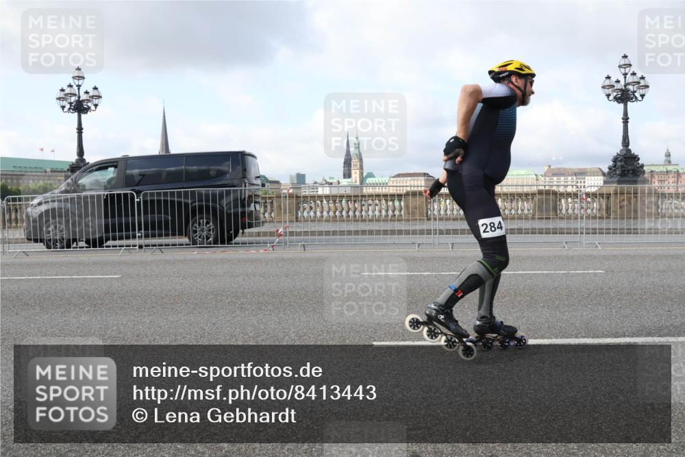 29.06.2025 - hella hamburg halbmarathon Lena Gebhardt http://msf.ph/oto/8413443 29.06.2025 08:55:44 Lombardsbrücke 284 meine-sportfotos.de