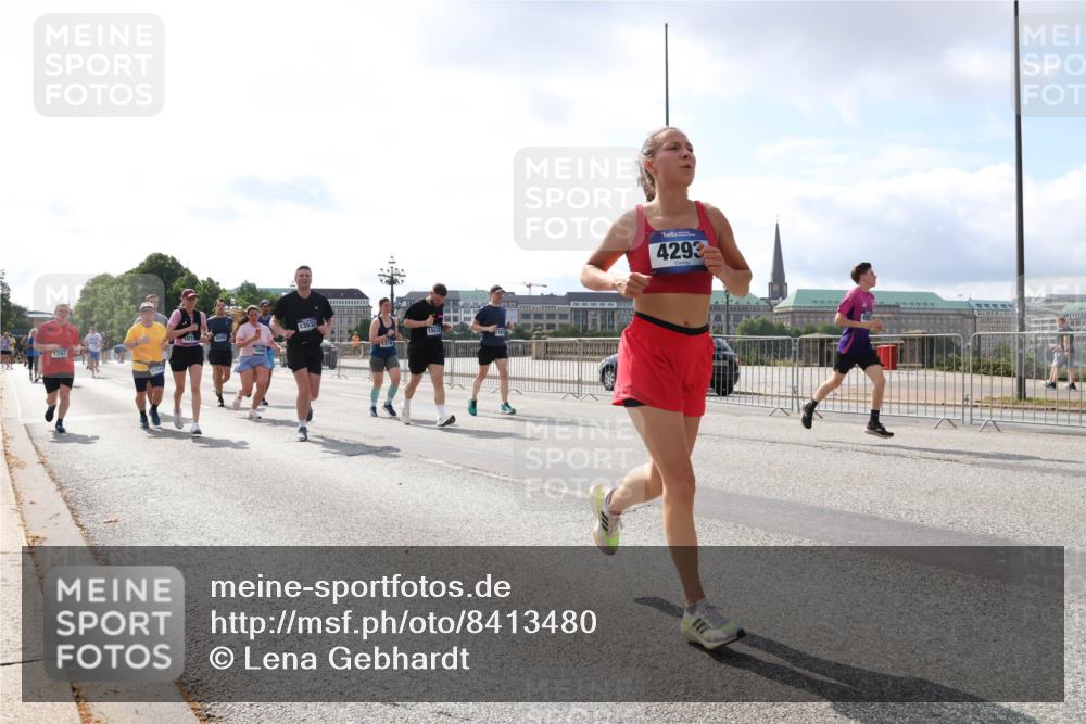 29.06.2025 - hella hamburg halbmarathon Lena Gebhardt http://msf.ph/oto/8413480 29.06.2025 10:04:47 Lombardsbrücke 1347, 101, 13533, 4293, 1126, 1213, 1316, 1347, 1377, 1559, 1674, 2011, 2424, 2463, 2628, 2698, 2852, 3071, 3413, 3994, 4146, 4293, 4394, 4538, 4587, 4951, 5354, 5365, 5869, 6311, 7302, 8049, 8089, 8217, 9019, 9489, 10100, 10213, 10709, 10834, 10962, 11088, 11551, 11595, 12125, 12924, 12998, 13242, 13327, 13533, 13625, 14340, 14436, 14917, 15532, 16128, 16134, 16145, 16357, 16579, 16753, 16989, 16995, 17112, 17113, 17434, 17814, 17818, 18189 meine-sportfotos.de