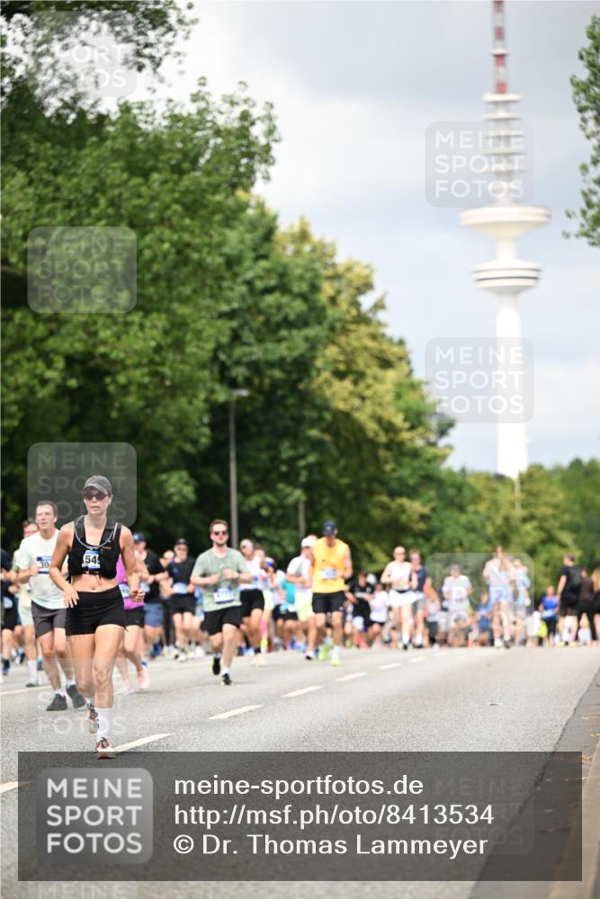 29.06.2025 - hella hamburg halbmarathon Dr. Thomas Lammeyer http://msf.ph/oto/8413534 29.06.2025 10:44:01 Kennedybrücke 1232, 1760, 2313, 2976, 3046, 3353, 3727, 3882, 4173, 4523, 4659, 4752, 4855, 6321, 6427, 6698, 6739, 7045, 7053, 7125, 7501, 7524, 8457, 9455, 9698, 9708, 9777, 10001, 10441, 10512, 10516, 10714, 10888, 10901, 11175 meine-sportfotos.de