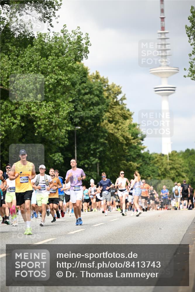 29.06.2025 - hella hamburg halbmarathon Dr. Thomas Lammeyer http://msf.ph/oto/8413743 29.06.2025 10:44:08 Kennedybrücke 1760, 2313, 2976, 3046, 3237, 3353, 3515, 3727, 3882, 3883, 3884, 4173, 4523, 4659, 4752, 4855, 6321, 6427, 6698, 6739, 7045, 7125, 7455, 7456, 7501, 7524, 8612, 8865, 8866, 9455, 9698, 9747, 9777, 10441, 10512, 10626, 10714, 10818, 10888, 10901, 11175, 11242 meine-sportfotos.de