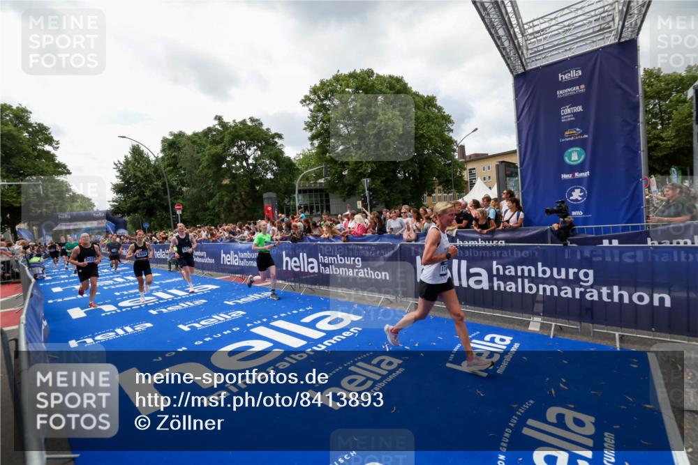 29.06.2025 - hella hamburg halbmarathon Zöllner http://msf.ph/oto/8413893 29.06.2025 10:48:02 Ziel 1086, 1604, 1613, 4528, 4601, 5022, 6377, 12724, 12747, 12808, 14730, 15333, 16766, 17451, 18206, 18922, 19198 meine-sportfotos.de