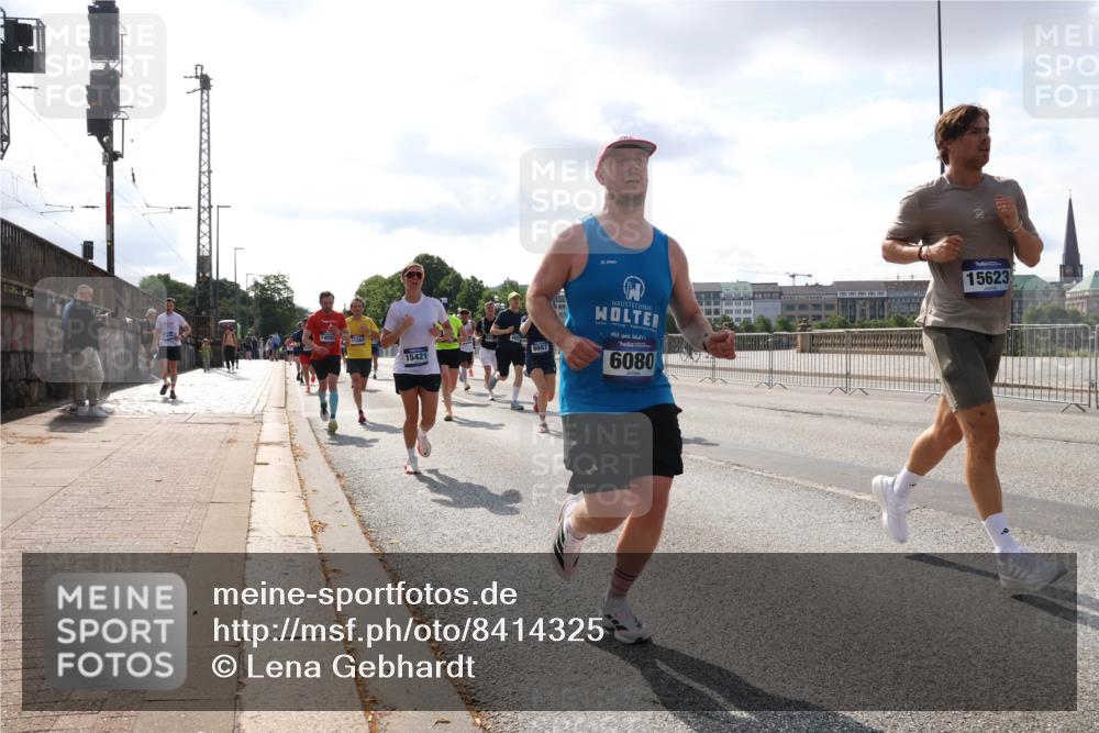 29.06.2025 - hella hamburg halbmarathon Lena Gebhardt http://msf.ph/oto/8414325 29.06.2025 09:50:43 Lombardsbrücke 14555, 11284, 15421, 6687, 6080, 15623, 1209, 1358, 1441, 1677, 1688, 1697, 1700, 1882, 2546, 2568, 2675, 2719, 2826, 3056, 3626, 3947, 4205, 4229, 4380, 4398, 4823, 4893, 5026, 5436, 5472, 5506, 5508, 5745, 5752, 5791, 5803, 5916, 6080, 6429, 6458, 6529, 6639, 6649, 6686, 6687, 7026, 7110, 7635, 8091, 8450, 8574, 8958, 9017, 9116, 9365, 9380, 10064, 10218, 10783, 10922, 11281, 11284, 11305, 11379, 11767, 12292, 13725 meine-sportfotos.de
