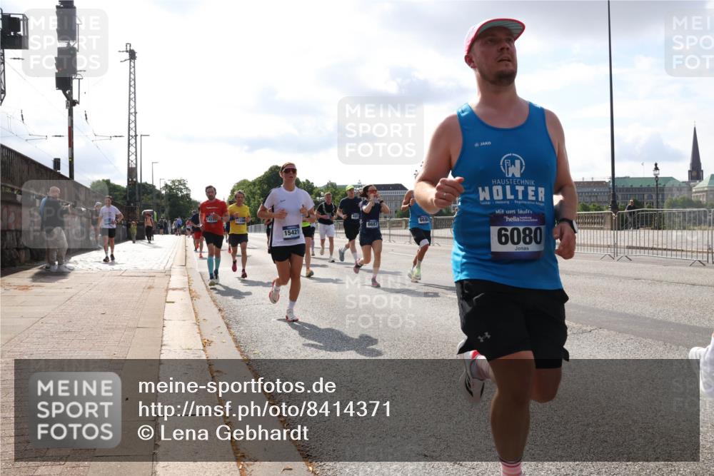 29.06.2025 - hella hamburg halbmarathon Lena Gebhardt http://msf.ph/oto/8414371 29.06.2025 09:50:44 Lombardsbrücke 11284, 15421, 6687, 6080, 1209, 1358, 1441, 1677, 1688, 1697, 1700, 1882, 2546, 2568, 2675, 2719, 2826, 3056, 3626, 3947, 4205, 4229, 4380, 4398, 4823, 4893, 5026, 5087, 5436, 5472, 5506, 5508, 5745, 5752, 5791, 5803, 5916, 6080, 6429, 6458, 6529, 6639, 6649, 6686, 6687, 7026, 7110, 7635, 8091, 8450, 8574, 8958, 9017, 9116, 9365, 9380, 10064, 10218, 10783, 10922, 11281, 11284, 11305, 11379, 12292, 13725 meine-sportfotos.de