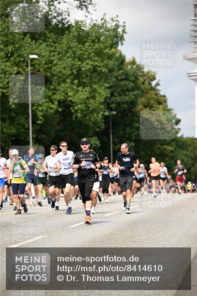 29.06.2025 - hella hamburg halbmarathon Dr. Thomas Lammeyer http://msf.ph/oto/8414610 29.06.2025 10:44:50 Kennedybrücke 1018, 1037, 1291, 1586, 1899, 2042, 2109, 2254, 2299, 2515, 2572, 3293, 3432, 3607, 3810, 4271, 4612, 5059, 5351, 5654, 5702, 5975, 6076, 6163, 6229, 6363, 6673, 6920, 7108, 7174, 8378, 8739, 8815, 8984, 9187, 9195, 9468, 9495, 9946, 9977, 10166, 10474, 10833, 11244 meine-sportfotos.de