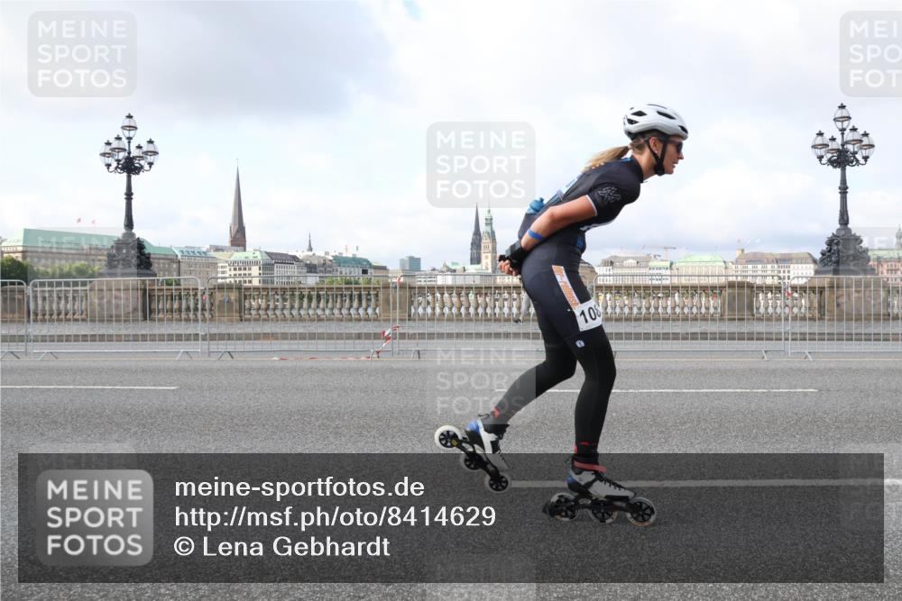 29.06.2025 - hella hamburg halbmarathon Lena Gebhardt http://msf.ph/oto/8414629 29.06.2025 08:55:57 Lombardsbrücke 10 meine-sportfotos.de