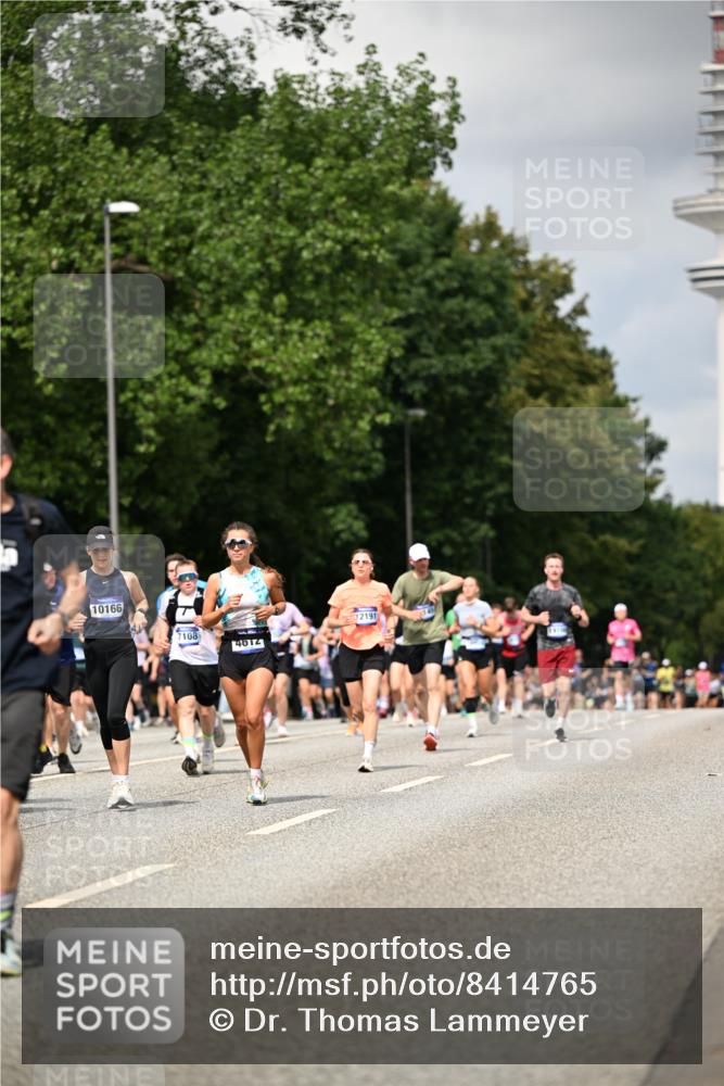 29.06.2025 - hella hamburg halbmarathon Dr. Thomas Lammeyer http://msf.ph/oto/8414765 29.06.2025 10:44:56 Kennedybrücke 1018, 1037, 2042, 2109, 2254, 2299, 2515, 3293, 3306, 3432, 3607, 3810, 4271, 4612, 5059, 5351, 5702, 5753, 5975, 6076, 6098, 6163, 6229, 6363, 6806, 6920, 7108, 7956, 8378, 8739, 8815, 8984, 9187, 9195, 9237, 9468, 9946, 9977, 10166, 10474, 10920, 10940, 11053 meine-sportfotos.de