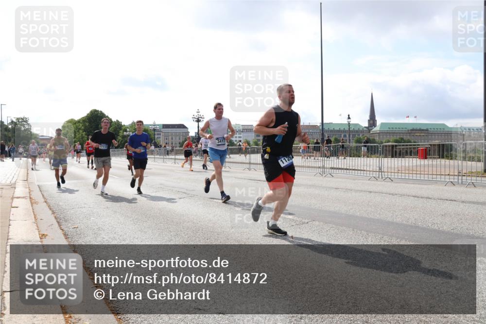29.06.2025 - hella hamburg halbmarathon Lena Gebhardt http://msf.ph/oto/8414872 29.06.2025 10:05:00 Lombardsbrücke 3413, 411595, 17112, 1126, 1126, 1316, 1347, 1559, 2011, 2424, 2463, 2628, 2698, 3071, 3413, 3994, 4146, 4220, 4293, 4394, 4538, 4951, 5869, 6059, 6311, 6907, 6908, 7302, 7826, 8049, 8089, 8999, 9007, 9019, 10100, 10709, 10834, 11088, 11551, 11595, 12125, 12924, 13242, 13327, 13533, 13717, 14203, 15532, 16128, 16134, 16145, 16357, 16478, 16579, 16995, 17112, 17434, 17707, 17814, 17818, 18189, 19034 meine-sportfotos.de