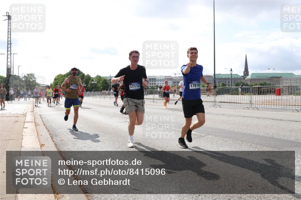 29.06.2025 - hella hamburg halbmarathon Lena Gebhardt http://msf.ph/oto/8415096 29.06.2025 10:05:02 Lombardsbrücke 11595, 17112, 17818, 1126, 1316, 1347, 1559, 1863, 2011, 2424, 2463, 2628, 2698, 3071, 3413, 3578, 4146, 4220, 4293, 4394, 4538, 4951, 5869, 6059, 6311, 6907, 6908, 7302, 7826, 8049, 8089, 8999, 9007, 9019, 9075, 9165, 10100, 10709, 10834, 11088, 11551, 11595, 12125, 12924, 13242, 13327, 13533, 13717, 14203, 15532, 16134, 16357, 16478, 16579, 16847, 16995, 17112, 17434, 17707, 17814, 17818, 18189, 18616, 18617, 19034 meine-sportfotos.de