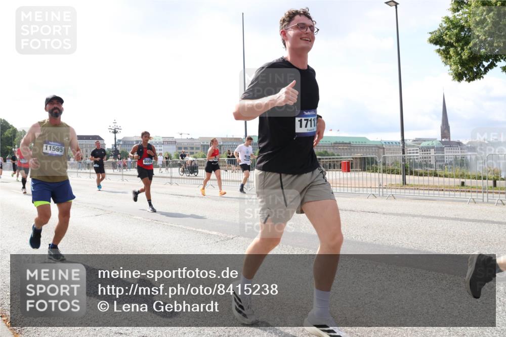 29.06.2025 - hella hamburg halbmarathon Lena Gebhardt http://msf.ph/oto/8415238 29.06.2025 10:05:03 Lombardsbrücke 2424, 11595, 8089, 1711, 1126, 1316, 1347, 1559, 1863, 2424, 2463, 2628, 2698, 3071, 3413, 3578, 4146, 4220, 4293, 4394, 4538, 4951, 5869, 6059, 6311, 6907, 6908, 7302, 7826, 8049, 8089, 8999, 9007, 9019, 9075, 9165, 9559, 10100, 10709, 10834, 11088, 11551, 11595, 12125, 12924, 13221, 13242, 13327, 13533, 13717, 14203, 15532, 16134, 16357, 16478, 16579, 16847, 16995, 17112, 17434, 17707, 17814, 17818, 18189, 18616, 18617, 19034 meine-sportfotos.de