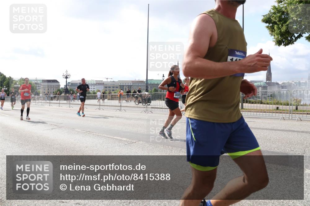29.06.2025 - hella hamburg halbmarathon Lena Gebhardt http://msf.ph/oto/8415388 29.06.2025 10:05:04 Lombardsbrücke 2424, 8089, 1126, 1316, 1347, 1559, 1863, 2288, 2424, 2463, 2628, 2698, 3071, 3413, 3578, 4220, 4293, 4394, 4538, 4951, 5869, 6059, 6311, 6907, 6908, 7302, 7826, 8049, 8089, 8999, 9007, 9019, 9075, 9165, 9559, 9680, 10100, 10694, 10709, 10834, 11088, 11551, 11595, 12125, 12924, 13221, 13242, 13327, 13533, 13717, 14203, 15532, 16134, 16357, 16478, 16579, 16847, 16995, 17112, 17434, 17707, 17814, 17818, 18189, 18616, 18617, 19034 meine-sportfotos.de