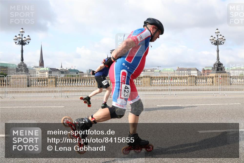 29.06.2025 - hella hamburg halbmarathon Lena Gebhardt http://msf.ph/oto/8415655 29.06.2025 08:56:33 Lombardsbrücke 548, 423 meine-sportfotos.de